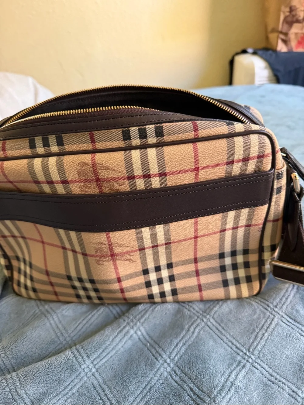 Classic Plaid Crossbody Shoulder Bag - Beige personal used